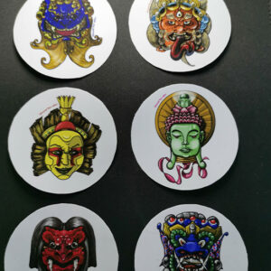 Set de stickers représentant les masques illustrés, en petit format.